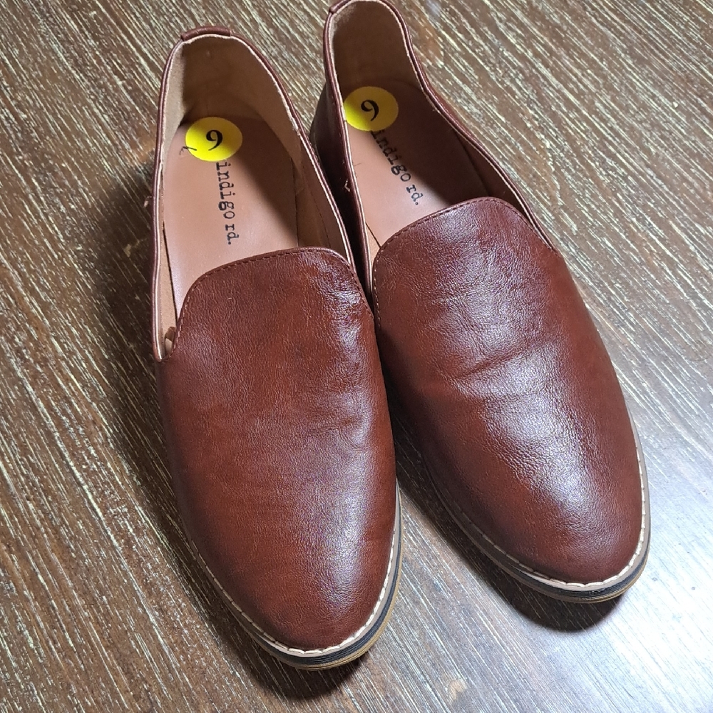 Indigo Rd Hani Loafer Brown Faux Leather Slip On Style Almond Toe Size 9 Flats